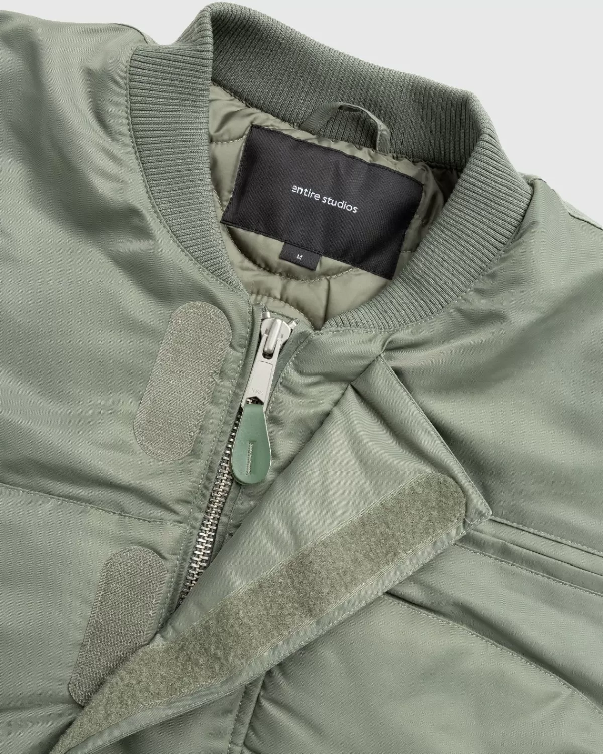 volledige_studios__a2_bommenwerpermoeras_3.webp Bovenkleding^Entire Studios Volledige Studio'S - A-2 Bommenwerpermoeras