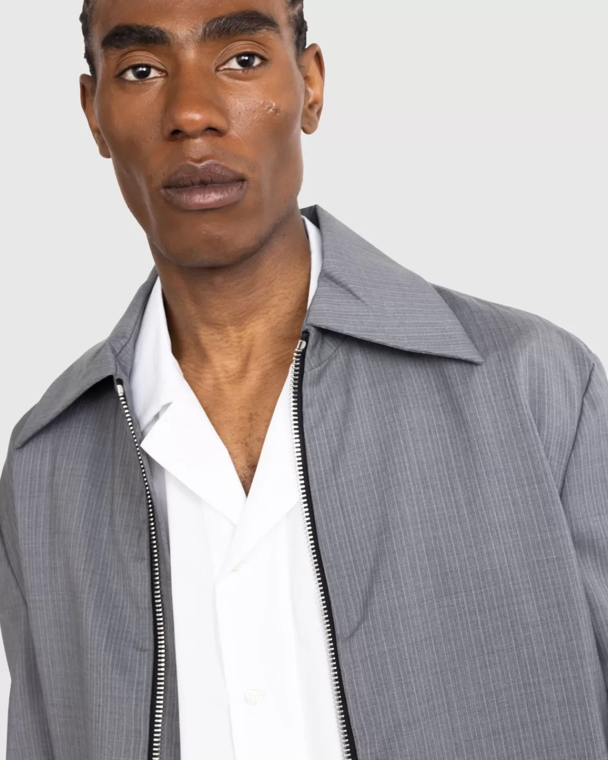 winnie_new_york_klassiek_jack_met_ritssluiting_grijs_3.webp Bovenkleding^Winnie New York Klassiek Jack Met Ritssluiting Grijs