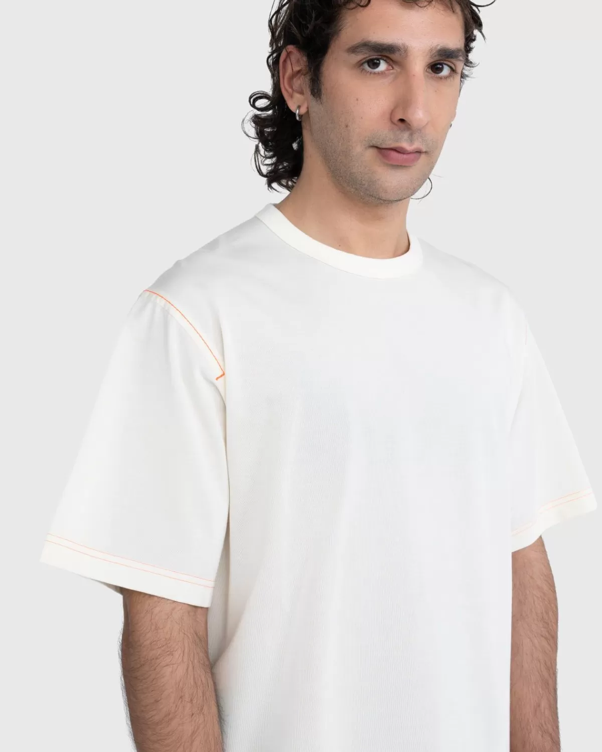 y3_tshirt_met_korte_mouwen_beige_5.webp Y-3 T-Shirt Met Korte Mouwen Beige Hot